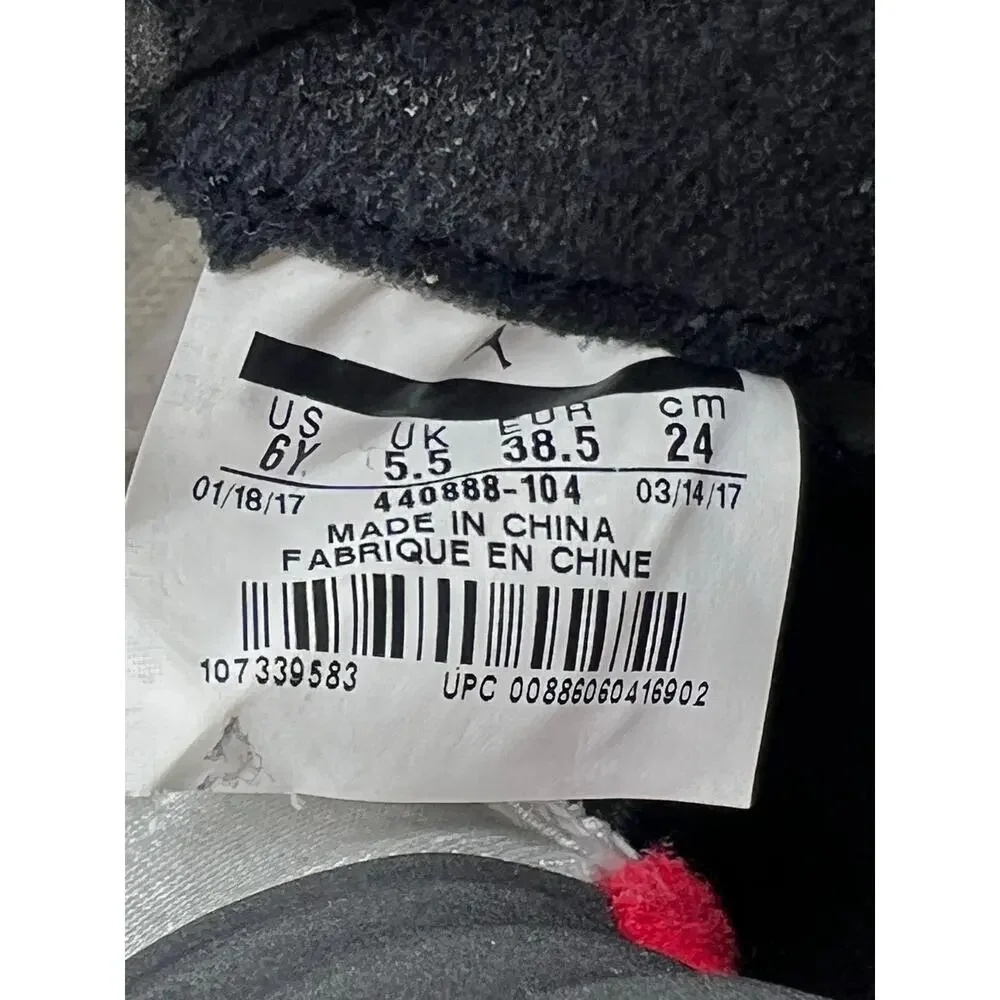 Air Jordan 5 Retro GS “White Cement” size 6 Y - Picture 6 of 6